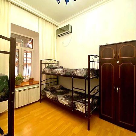 S T Hostel Formerly Sth Hostel Baku Exteriör bild